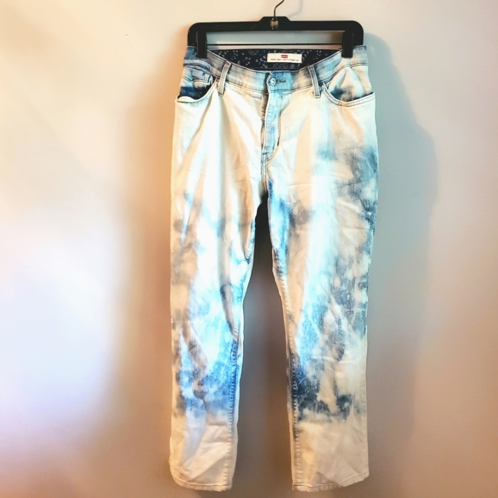 Levi’s Bleach destroyed 90s custom Straight Leg Jeans